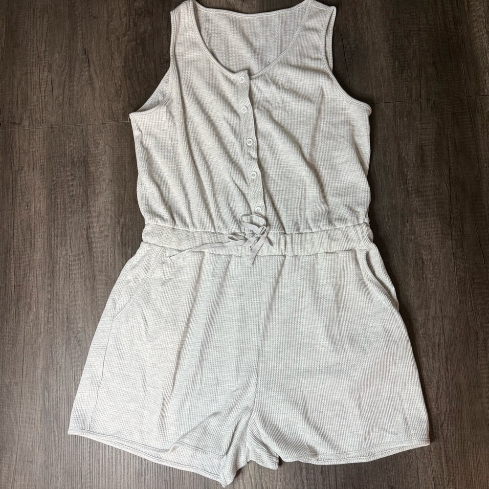 Waffle Knit Romper with Buttons - Picture 8 of 10